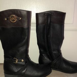 Brand New Never Worn MK Boots